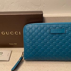 Leather Gucci Wallet (Turquoise)